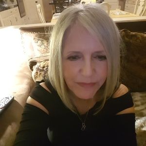 Meet your Posher, Becky